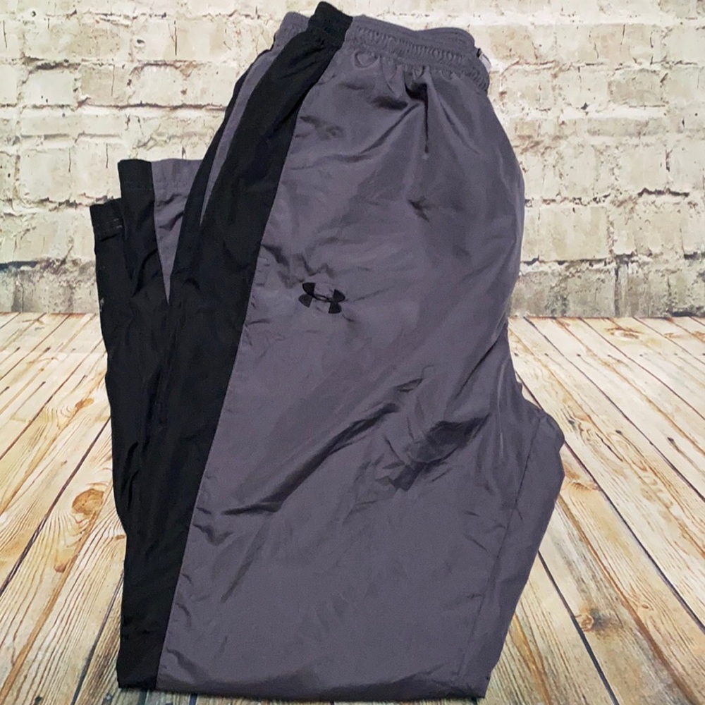 Under Armour XL pants grey black